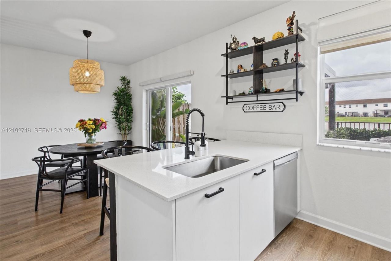 12808 NW 22nd Pl, Miami, FL 33167 Photo