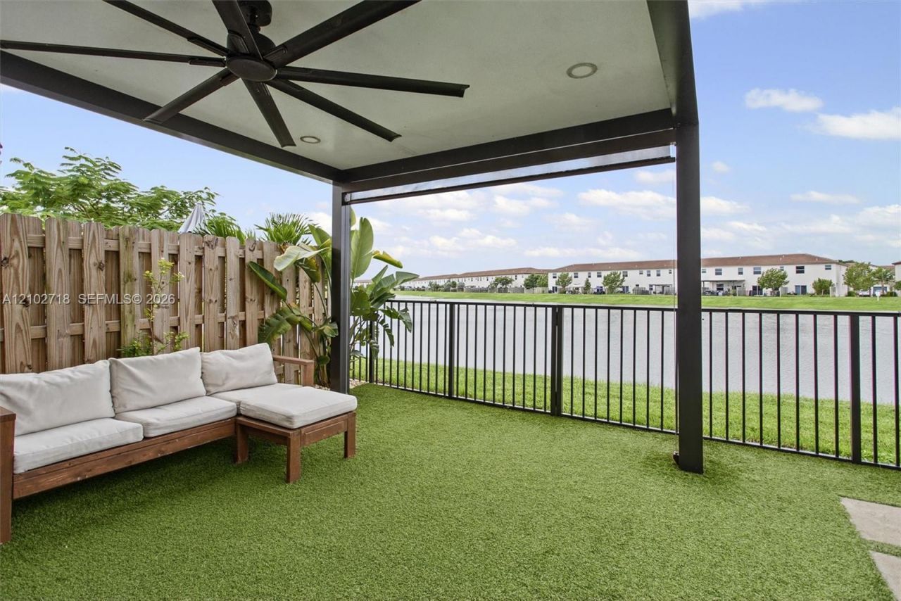 12808 NW 22nd Pl, Miami, FL 33167 Photo