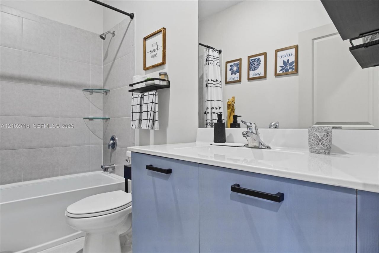 12808 NW 22nd Pl, Miami, FL 33167 Photo