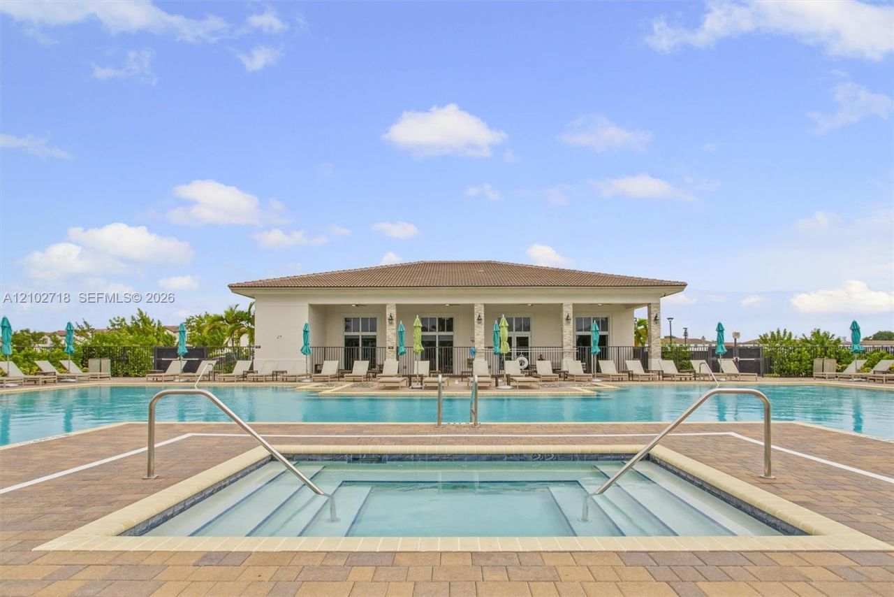 12808 NW 22nd Pl, Miami, FL 33167 Photo