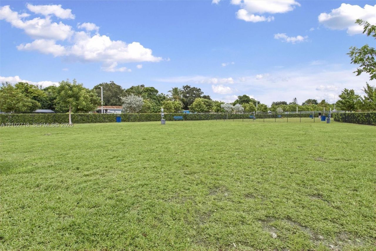 12808 NW 22nd Pl, Miami, FL 33167 Photo