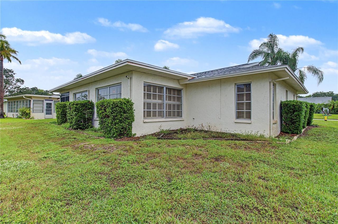 8210 Lora Del Rio Drive , Port Richey, FL 34668 Photo