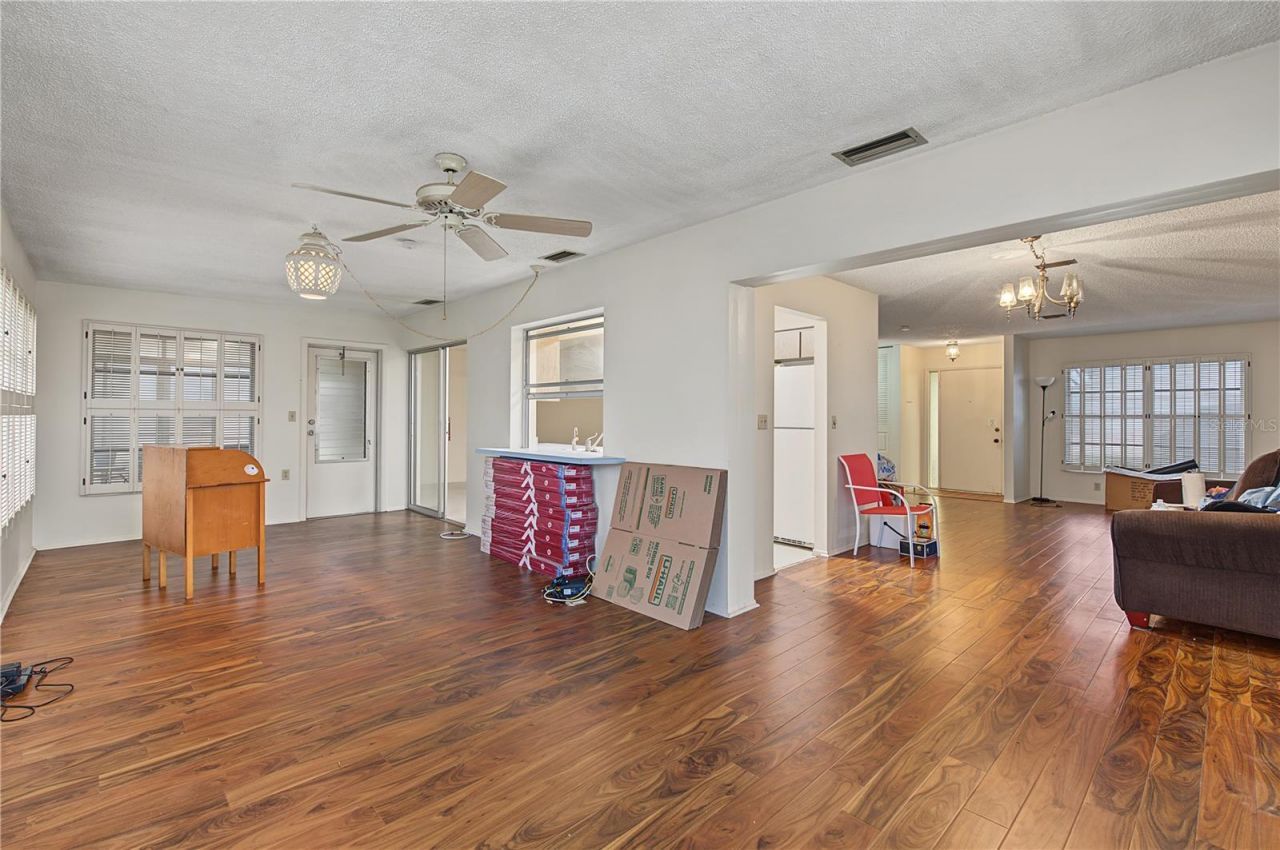 8210 Lora Del Rio Drive , Port Richey, FL 34668 Photo
