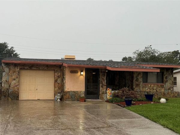 10735 110TH LANE , LARGO, FL 33778