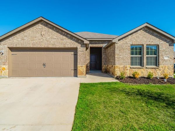 1842 Shady Elm Drive, Lancaster, TX 75146