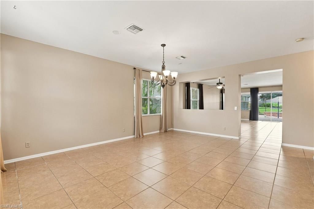 8091 Allamanda Ct, Lehigh Acres, FL 33972 Photo