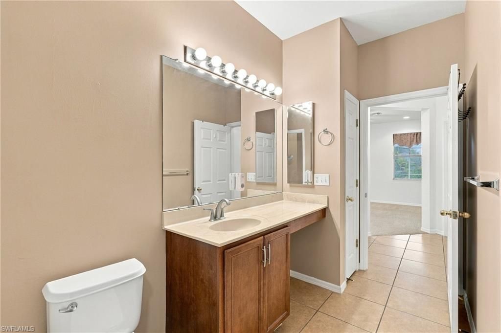 8091 Allamanda Ct, Lehigh Acres, FL 33972 Photo