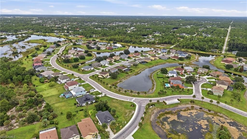 8091 Allamanda Ct, Lehigh Acres, FL 33972 Photo