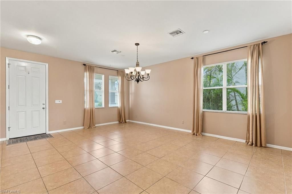 8091 Allamanda Ct, Lehigh Acres, FL 33972 Photo