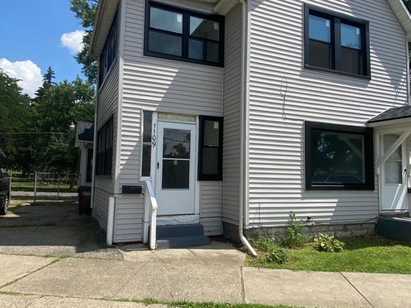 1109 Greenwood Avenue, Jackson, MI 49203