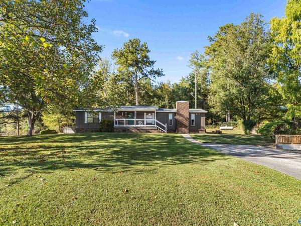 155 Regal Row, Gadsden, AL 35904