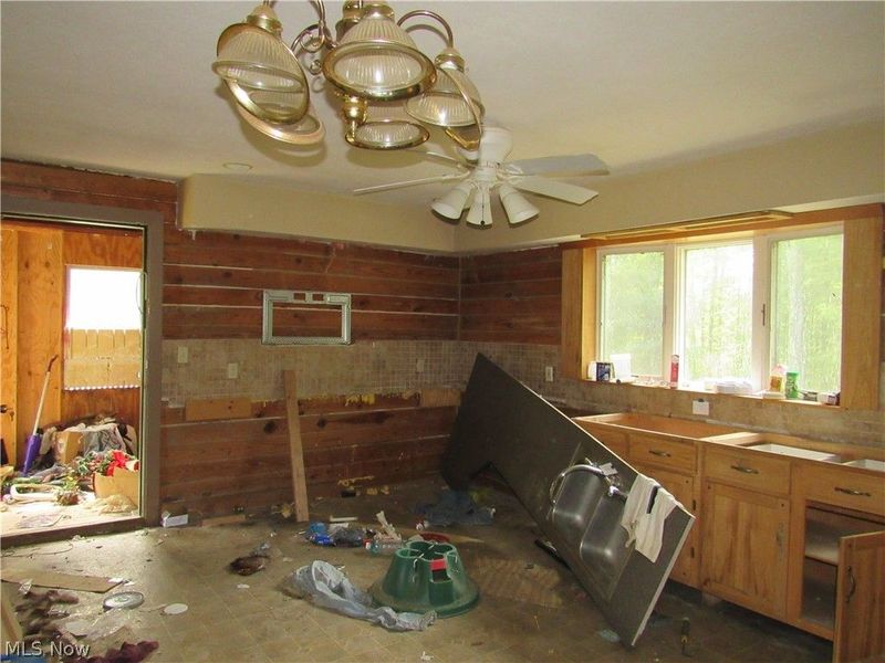 5575 Center Road, Conneaut, OH 44030 Photo 14