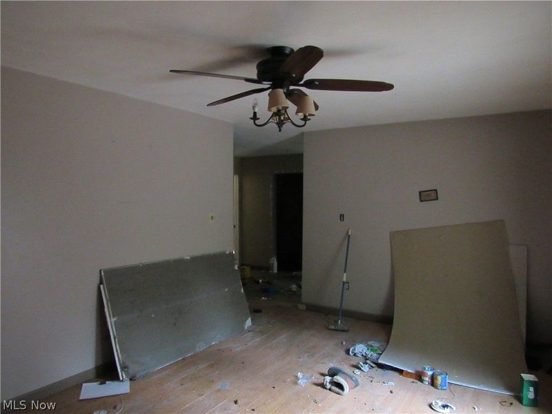 5575 Center Road, Conneaut, OH 44030 Photo 3