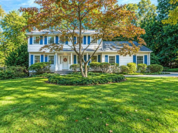 4 Middlesex Place, Northport, NY 11768