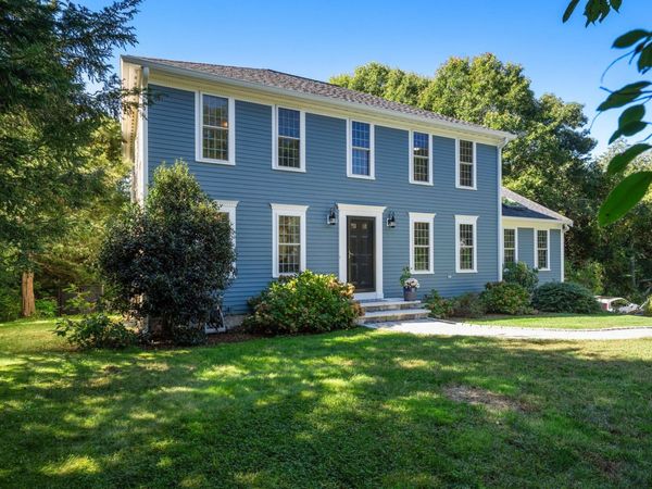 52 Coventry Lane, West Barnstable, MA 02668