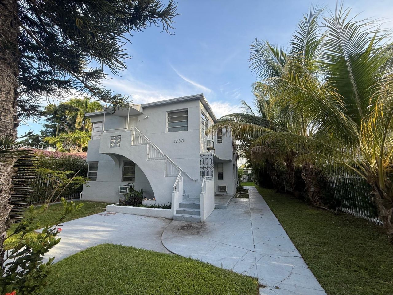 1730 Marseille Dr , Miami Beach, FL 33141 Photo