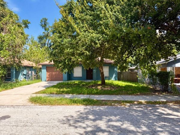 3514 E MOHAWK AVENUE , TAMPA, FL 33610