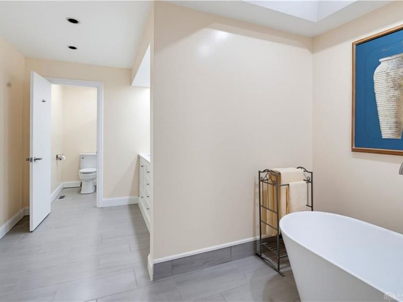 1460 W Alex Bell Road, Washington Township, OH 45459 Photo 33