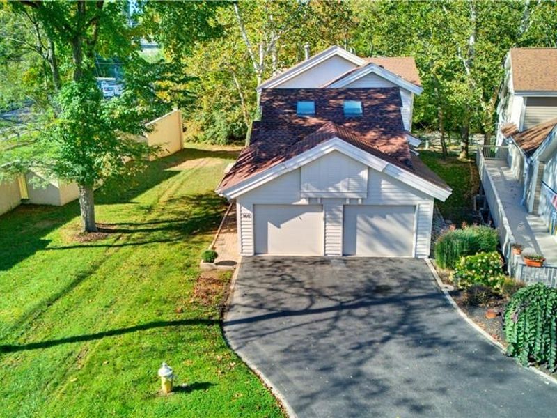 1460 W Alex Bell Road, Washington Township, OH 45459 Photo 4