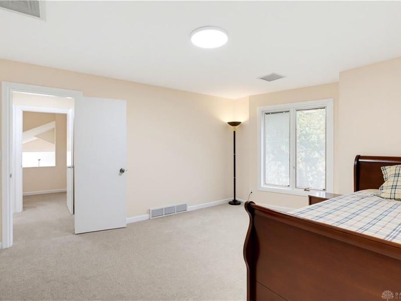 1460 W Alex Bell Road, Washington Township, OH 45459 Photo 50