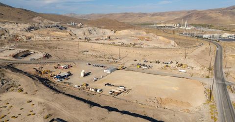 2700 Waltham Way, Sparks, NV 89437 Photo