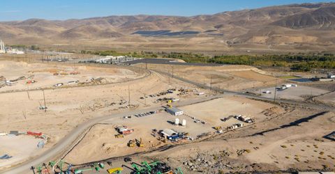 2700 Waltham Way, Sparks, NV 89437 Photo