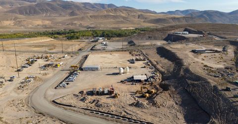2700 Waltham Way, Sparks, NV 89437 Photo