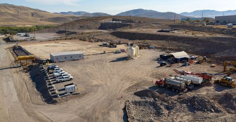 2700 Waltham Way, Sparks, NV 89437 Photo