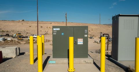 2700 Waltham Way, Sparks, NV 89437 Photo