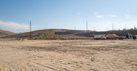 2700 Waltham Way, Sparks, NV 89437 Photo