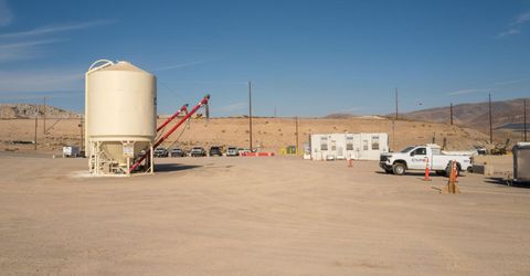 2700 Waltham Way, Sparks, NV 89437 Photo
