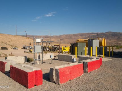 2700 Waltham Way, Sparks, NV 89437 Photo