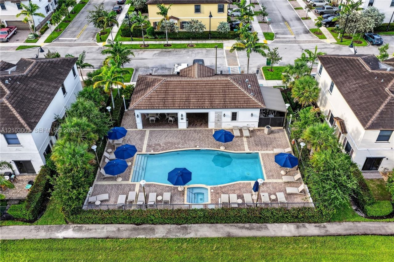 6007 W Paso Fino Pl, Davie, FL 33314 Photo