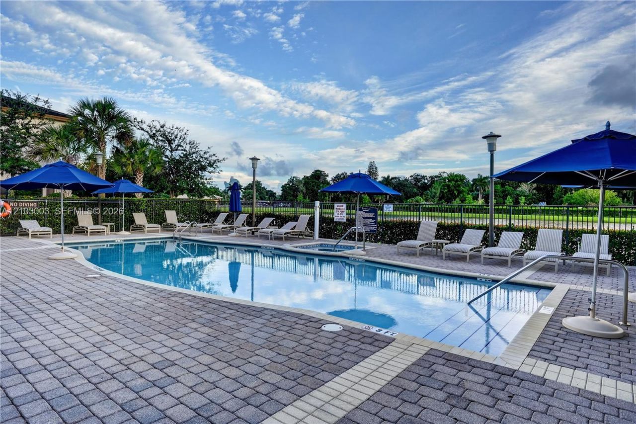 6007 W Paso Fino Pl, Davie, FL 33314 Photo