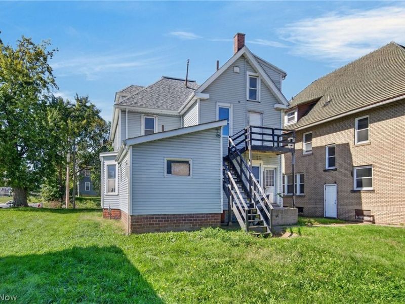 1226 Logan Avenue NW, Canton, OH 44703 Photo 2