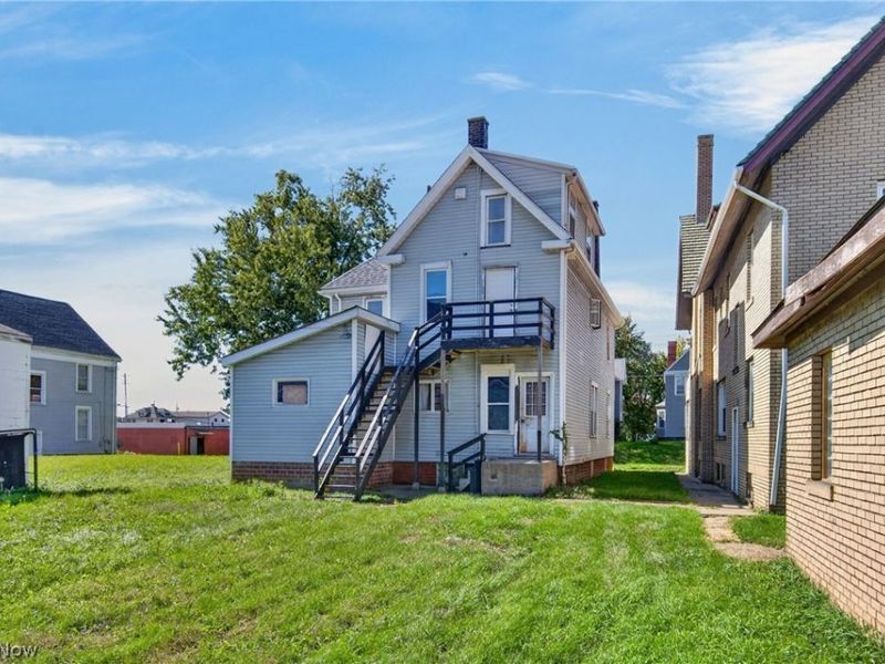 1226 Logan Avenue NW, Canton, OH 44703 Photo 3