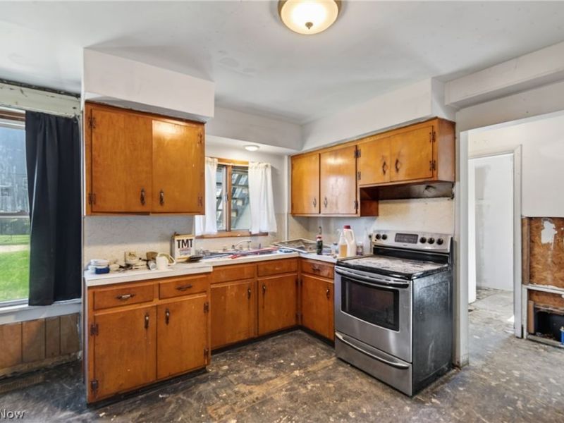 1226 Logan Avenue NW, Canton, OH 44703 Photo 4