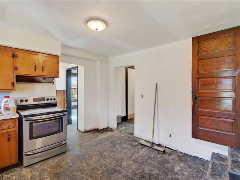 1226 Logan Avenue NW, Canton, OH 44703 Photo 6
