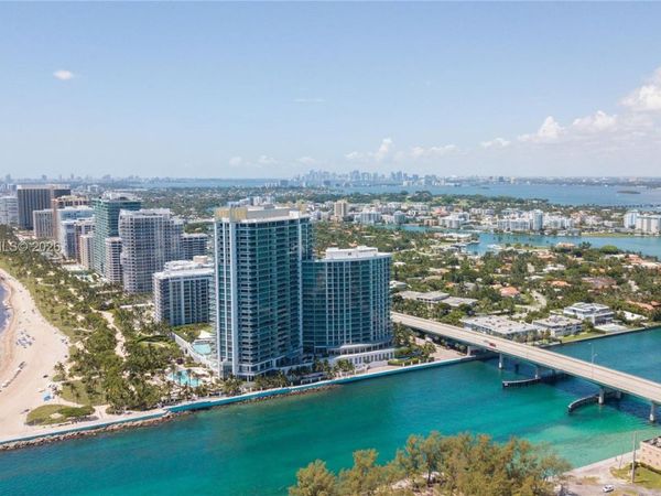 1100 100th St , Unit 302, Bay Harbor Islands, FL 33154