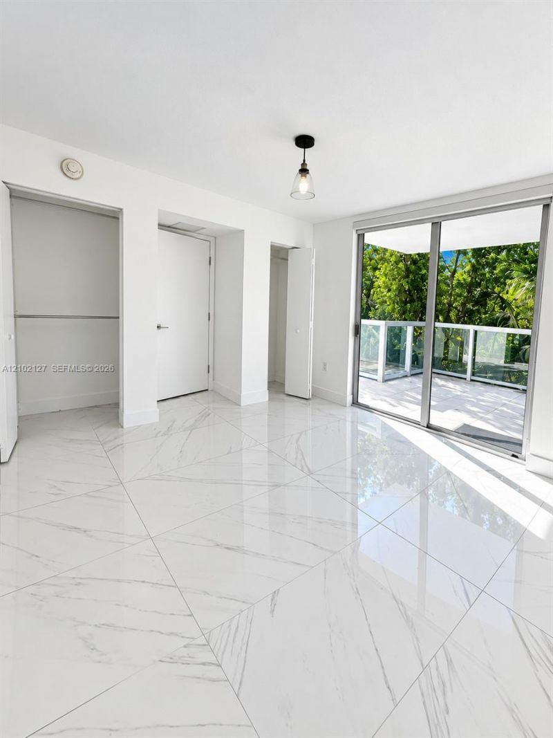 1100 100th St , Unit 302, Bay Harbor Islands, FL 33154 Photo