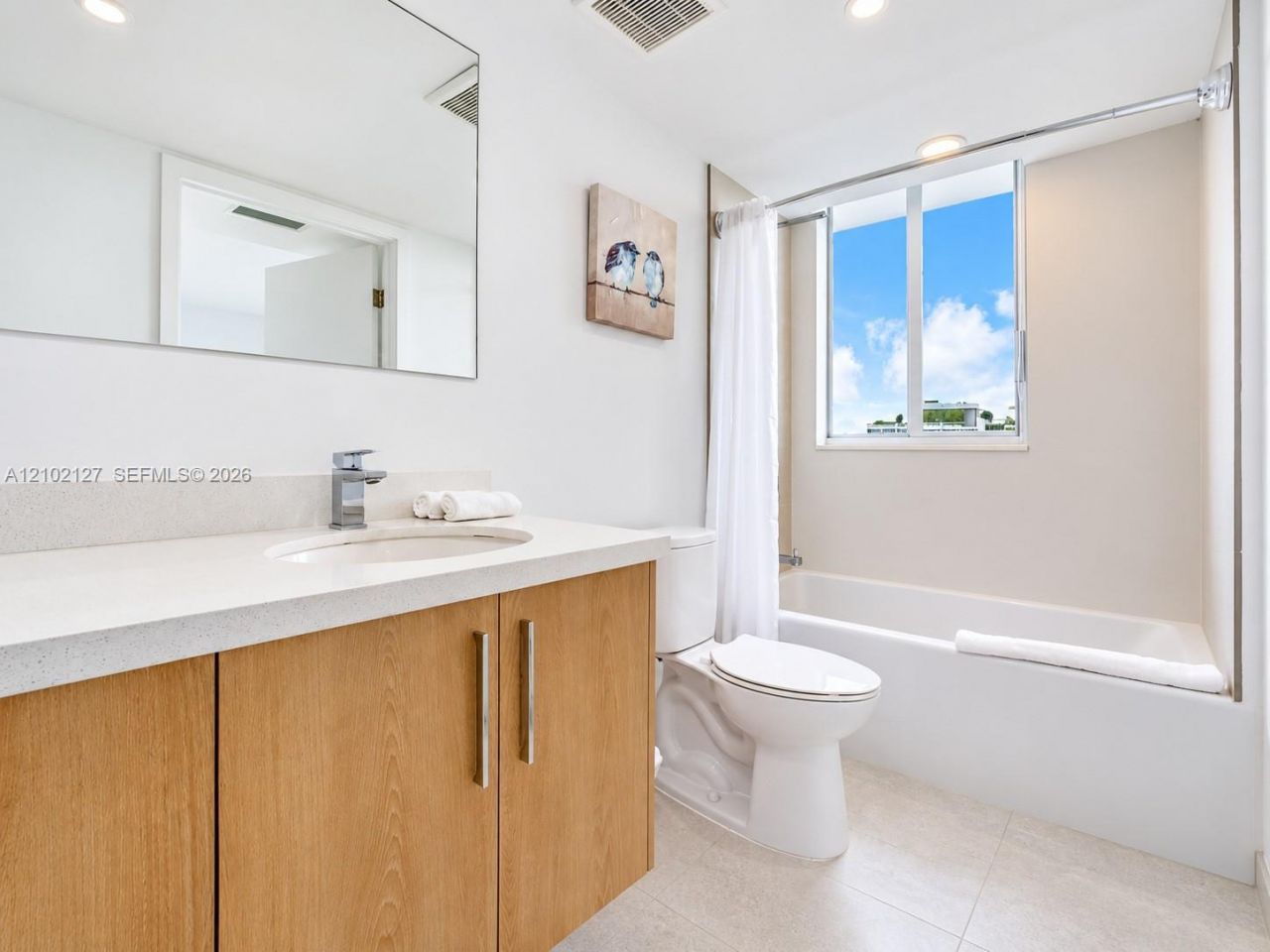 1100 100th St , Unit 302, Bay Harbor Islands, FL 33154 Photo
