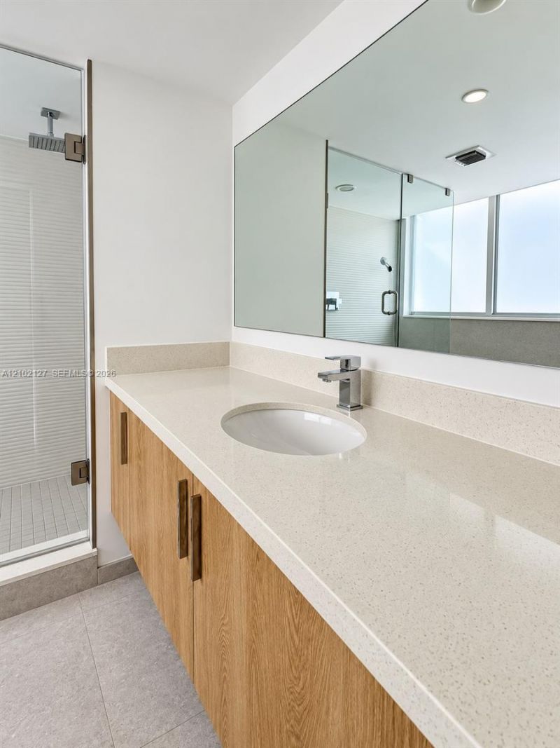 1100 100th St , Unit 302, Bay Harbor Islands, FL 33154 Photo