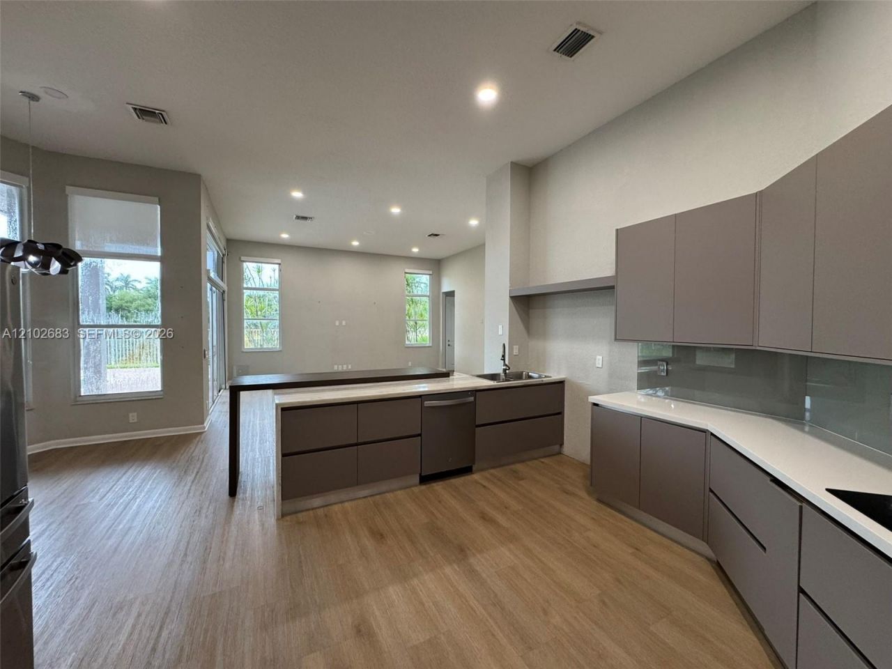 1360 Victoria Isle Dr , Weston, FL 33327 Photo