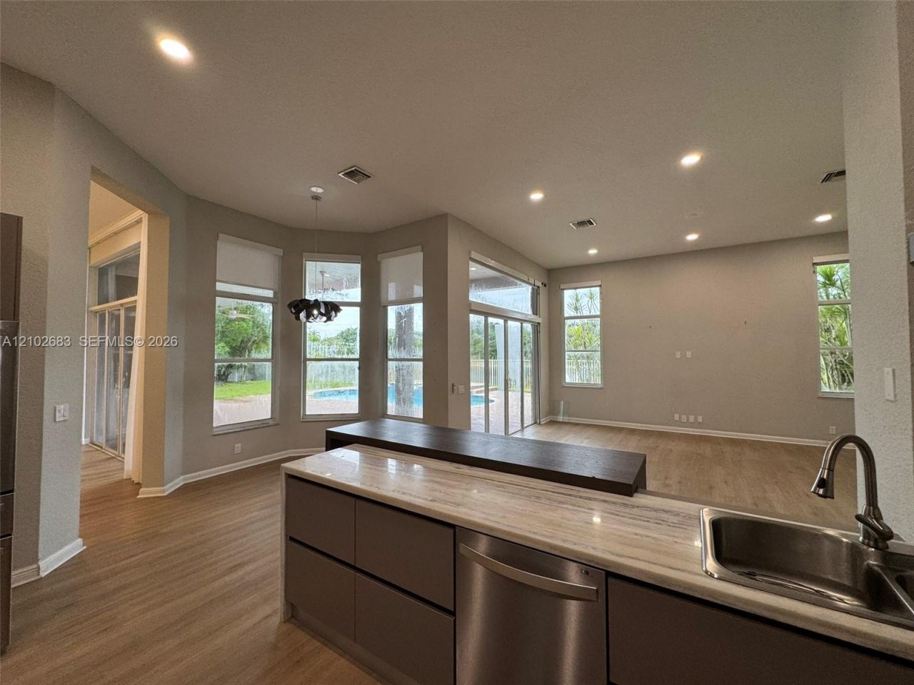 1360 Victoria Isle Dr , Weston, FL 33327 Photo