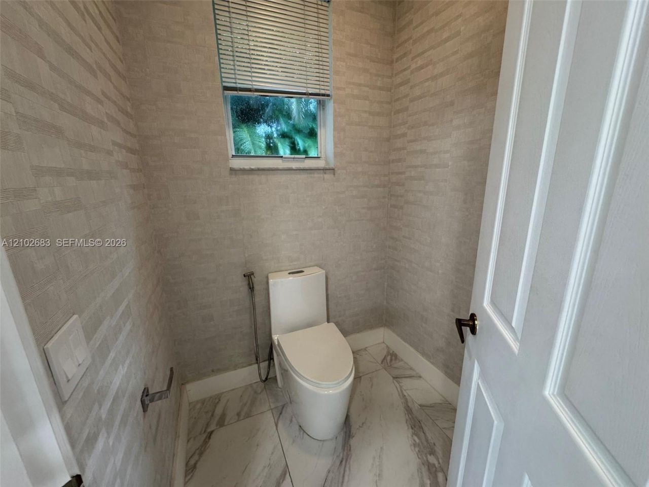 1360 Victoria Isle Dr , Weston, FL 33327 Photo