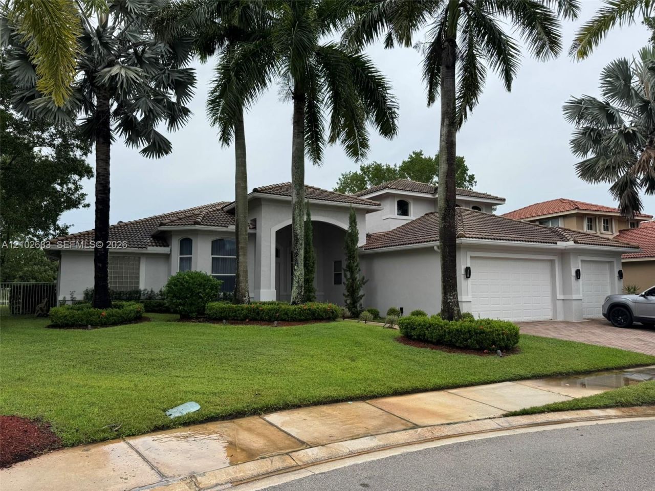 1360 Victoria Isle Dr , Weston, FL 33327 Photo