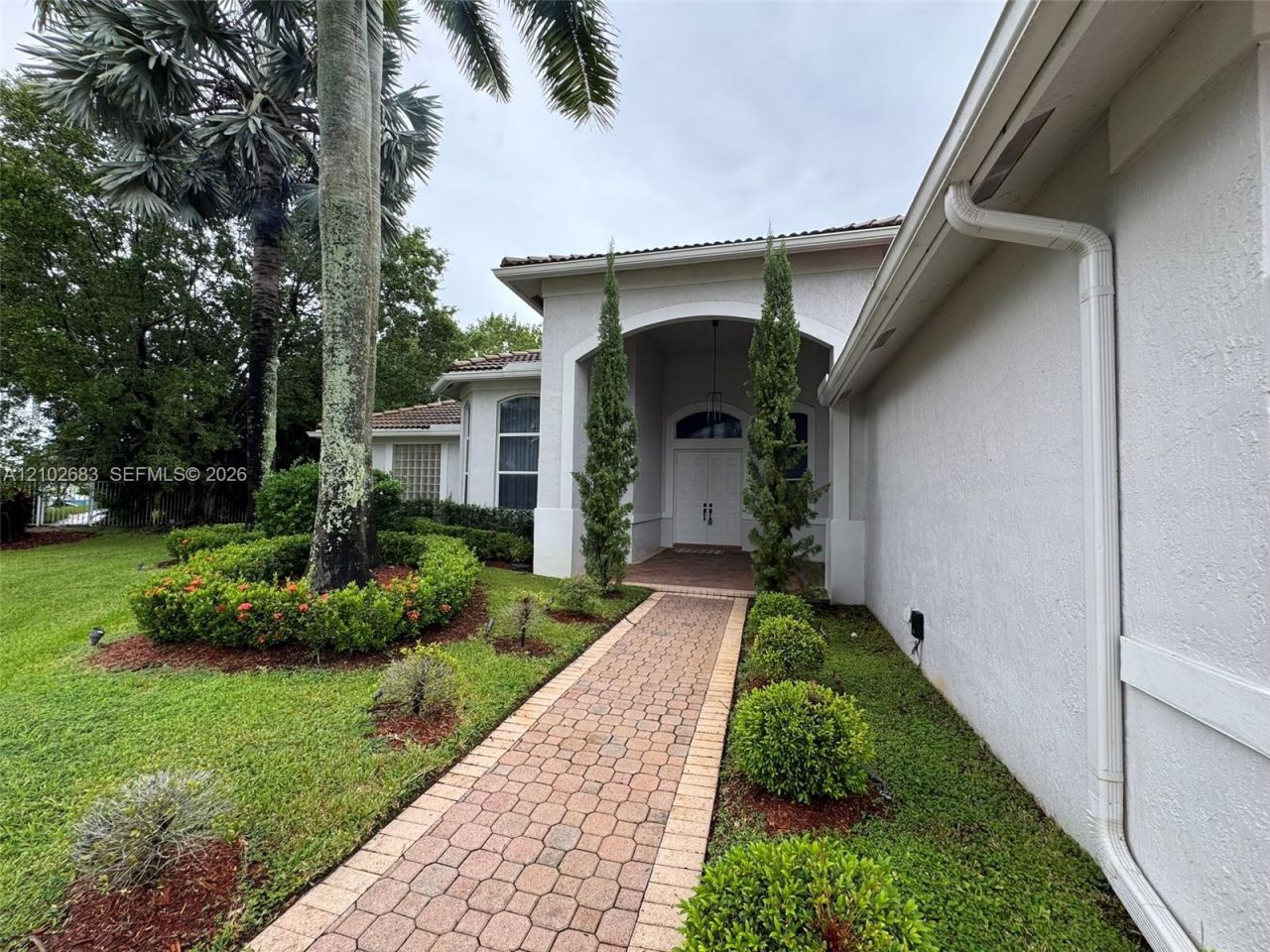 1360 Victoria Isle Dr , Weston, FL 33327 Photo