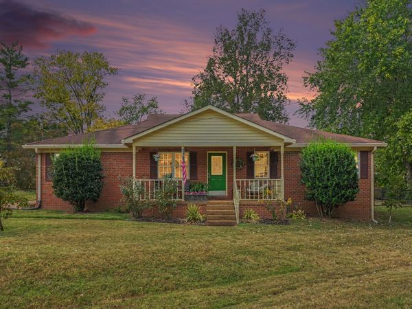 110 Lynn Dr, Gallatin, TN 37066