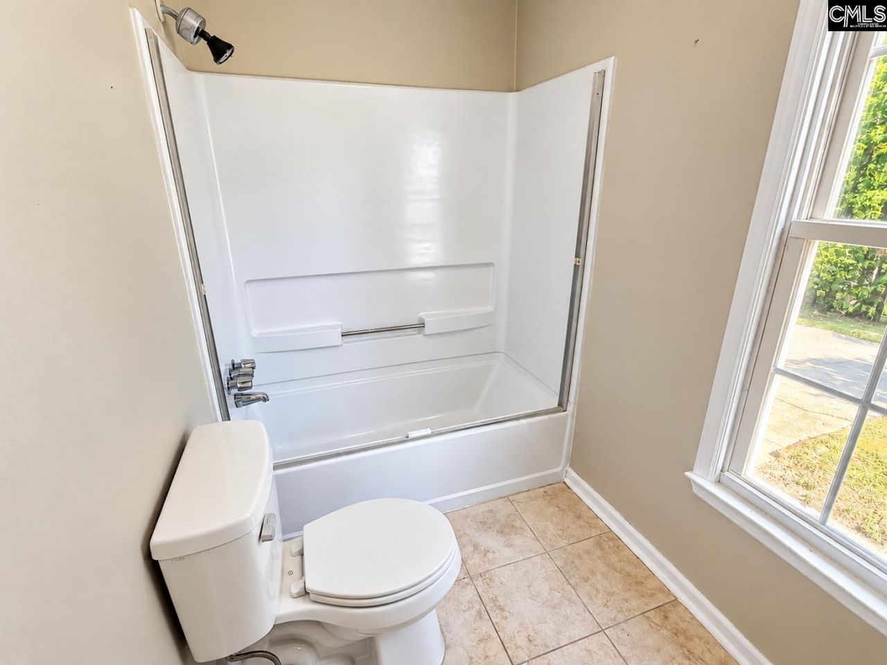 111 Riverwalk Way Photo 11
