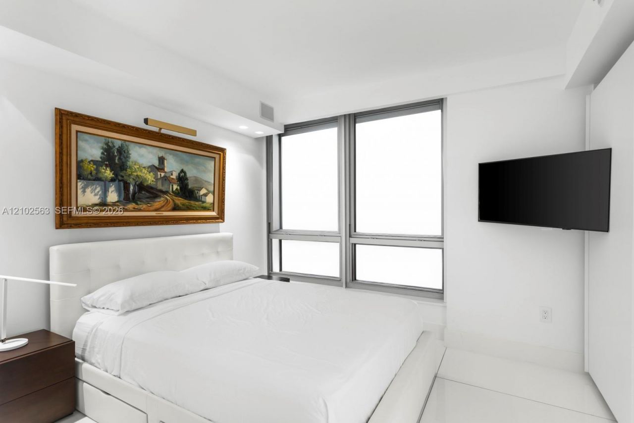 10155 Collins Ave , Unit 1210, Bal Harbour, FL 33154 Photo